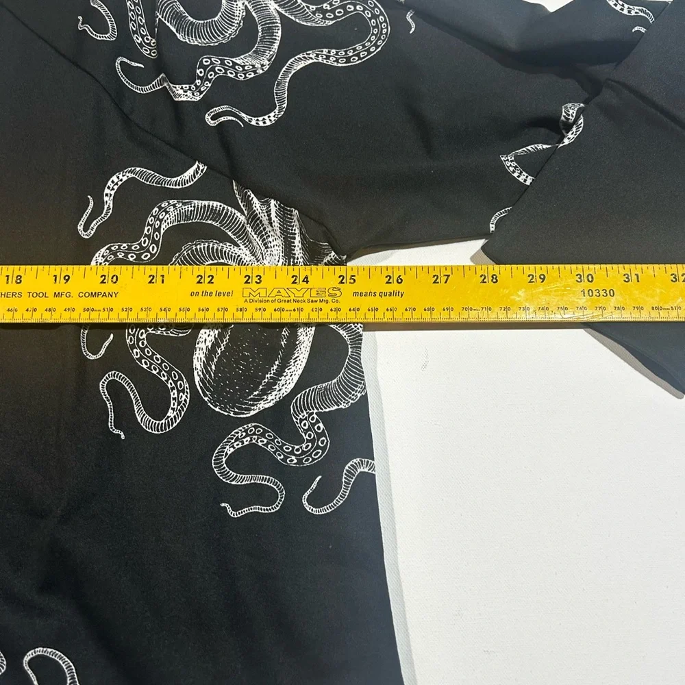 NWT LuLaRoe Amber 3XL Black Hoodie with White Octopus Design - Picture 7 of 9